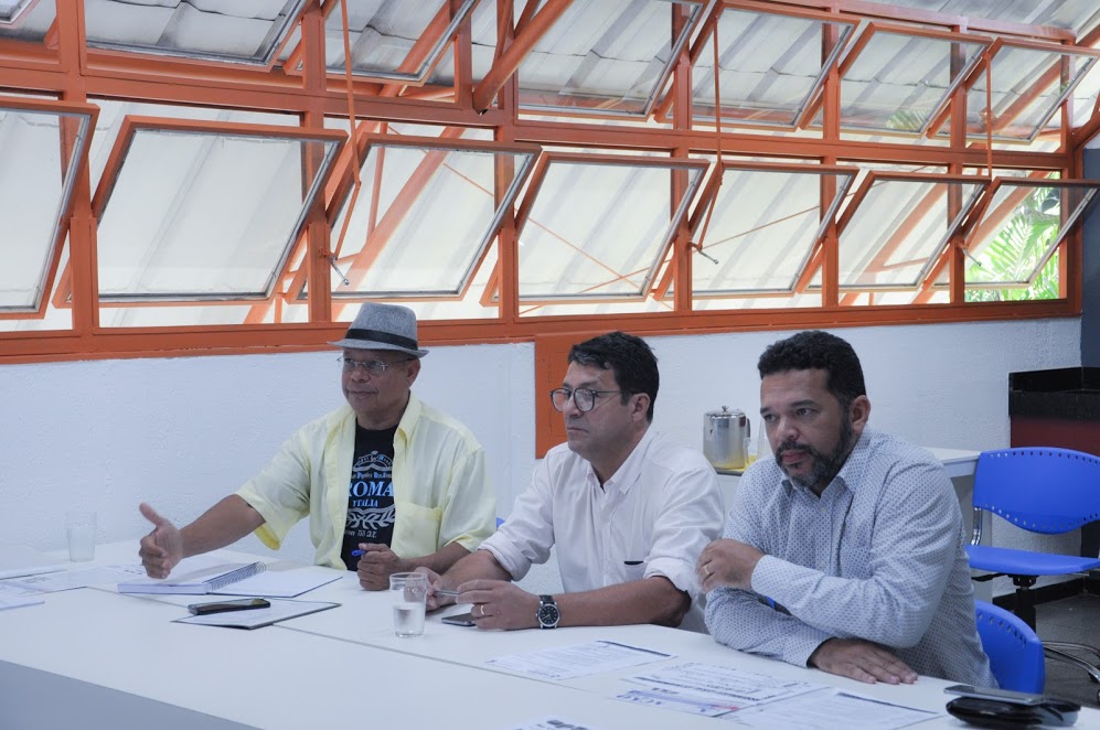 01.03.2018 Assembleia Geral Extraordinaria Sinpro Apuc 1 27