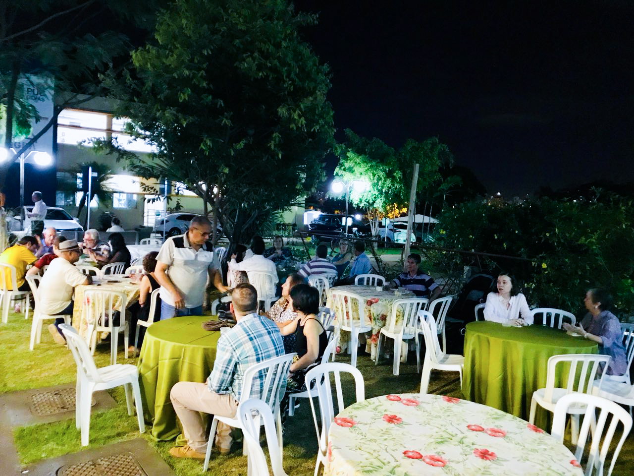 27.04.2018 Happy Hour Sexta Apuc com Arte 1 7