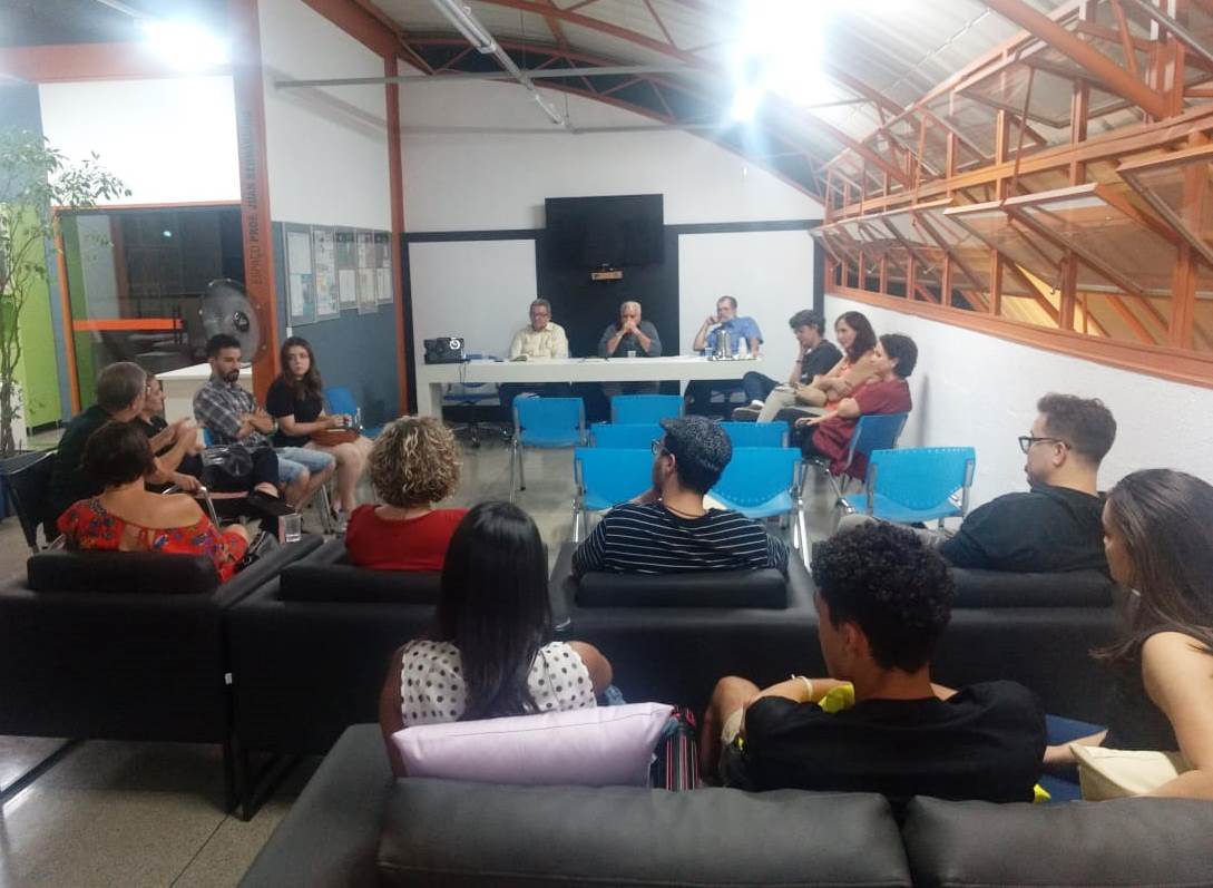 22.08.2018 Roda de Debate Lancamento O Bairro 1