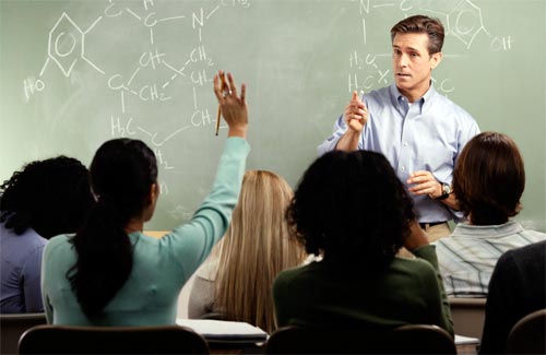 24.09.2018 Professor em sala de aula