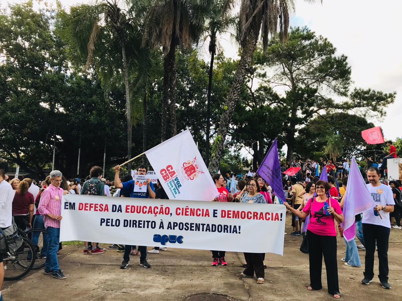 30.05.2019 Manifestacao Em Defesa da Educacao Praça Universitaria 1
