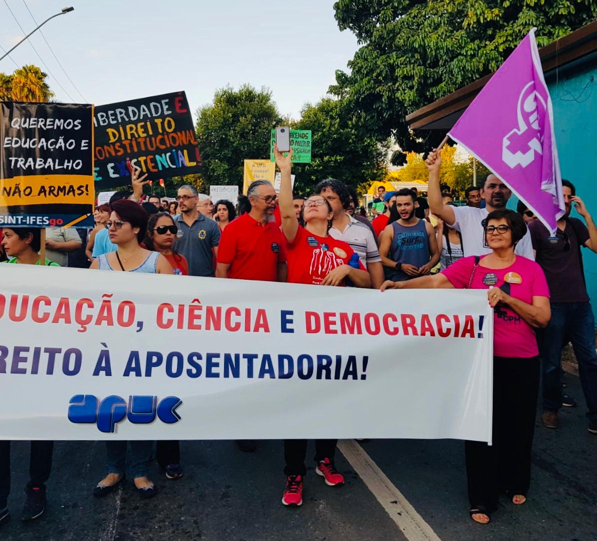 30.05.2019 Manifestacao Em Defesa da Educacao Praça Universitaria 6