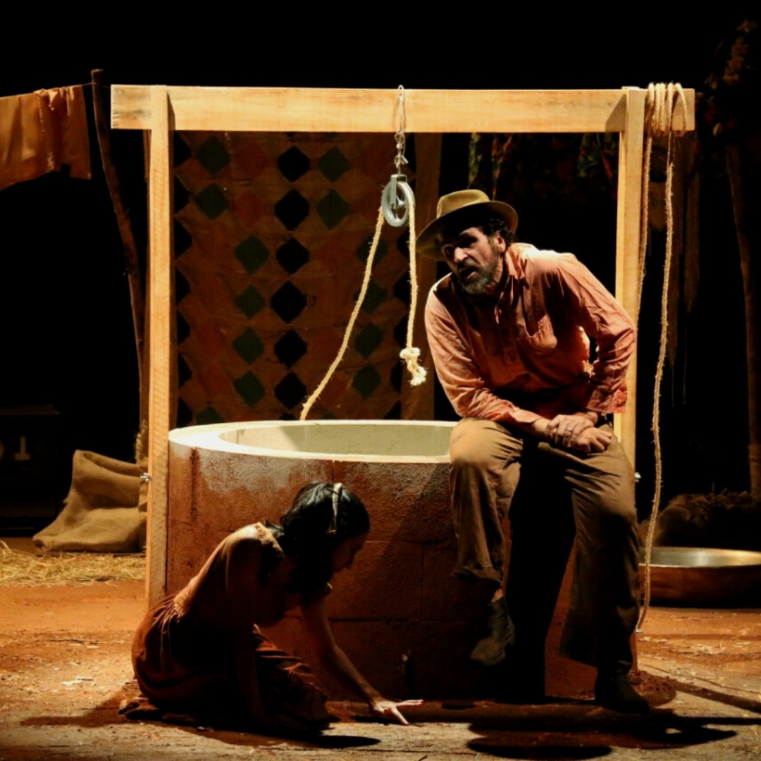 31.01.2020 No Fundo do Poco Peca Teatral.2